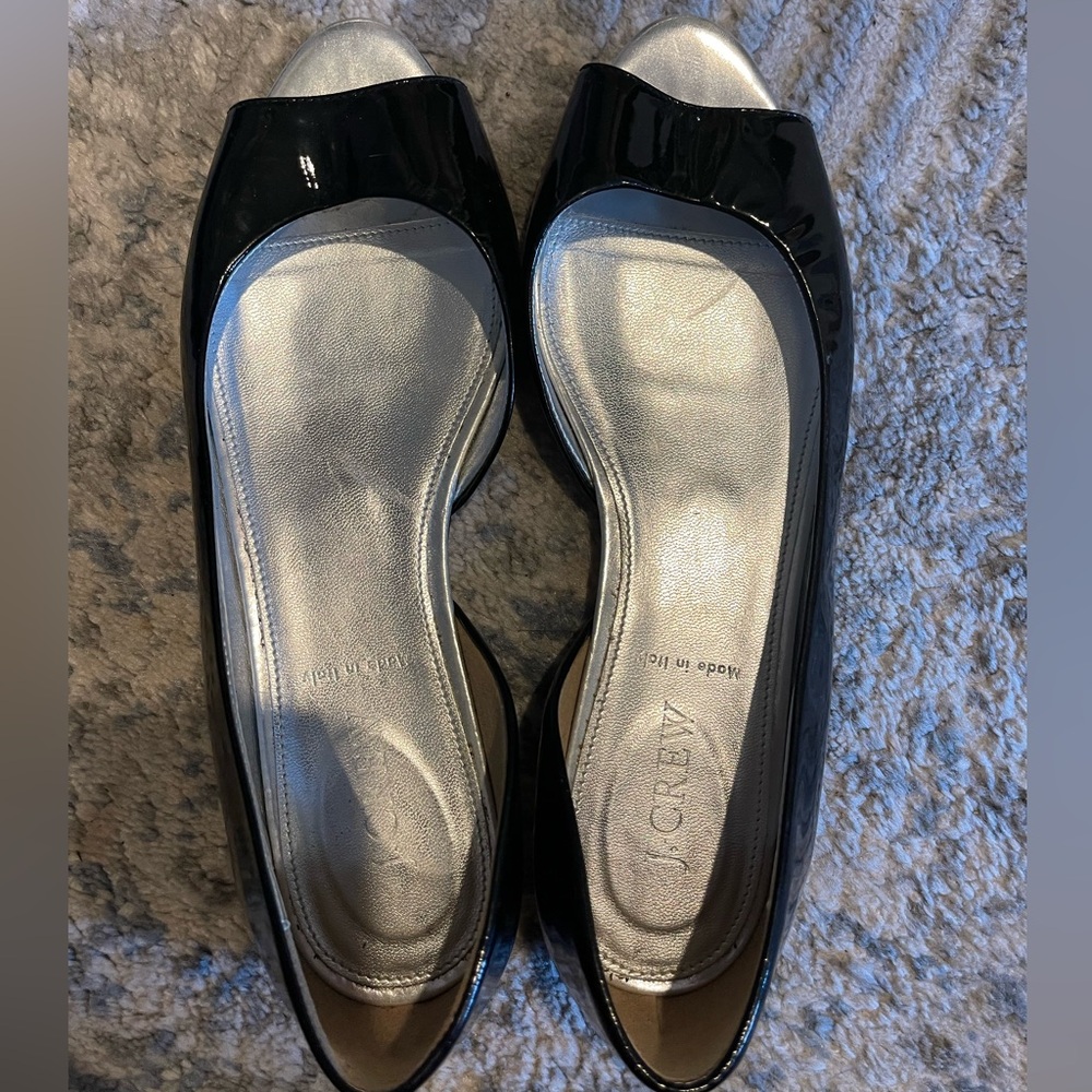 JCrew sandals in black patent leather size 8